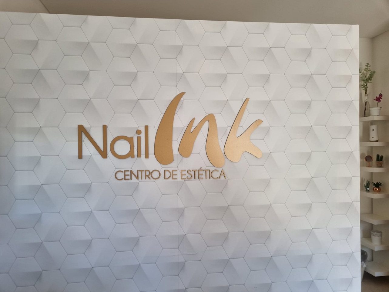 Trabalho NOVADESIGN apresentado no Portfolio 2024, página 17