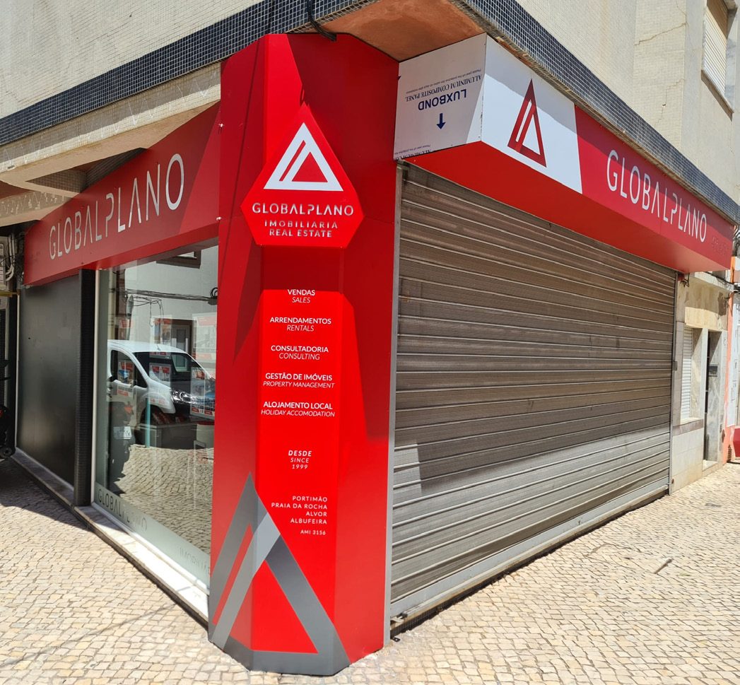 Trabalho NOVADESIGN apresentado no Portfolio 2024, página 17